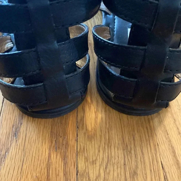 Cynthia Vincent sz 10 black leather thong sandal with straps excellent pre owned - Picture 3 of 7